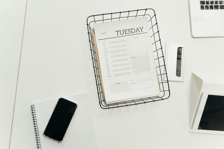 How to Keep Your Emails Under Control and Boost Productivity